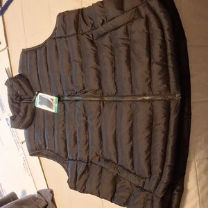 Ladies 32-degree vest
